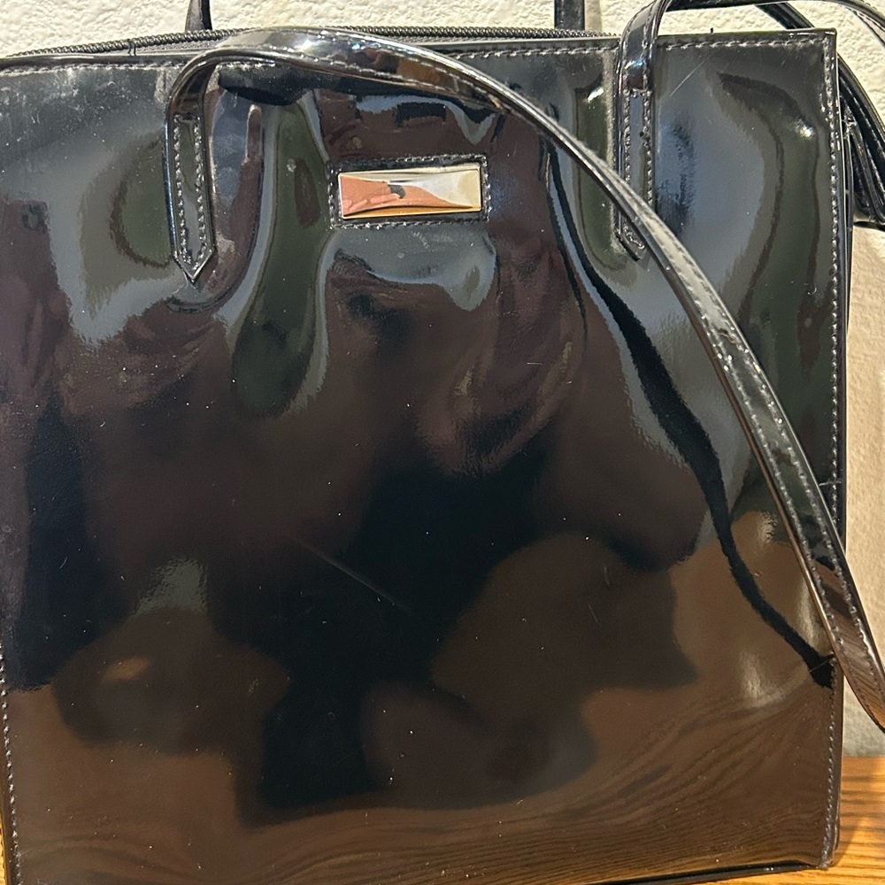 Vintage Kathy Ireland Glossy Black Crossbody Bag - Picture 9 of 12
